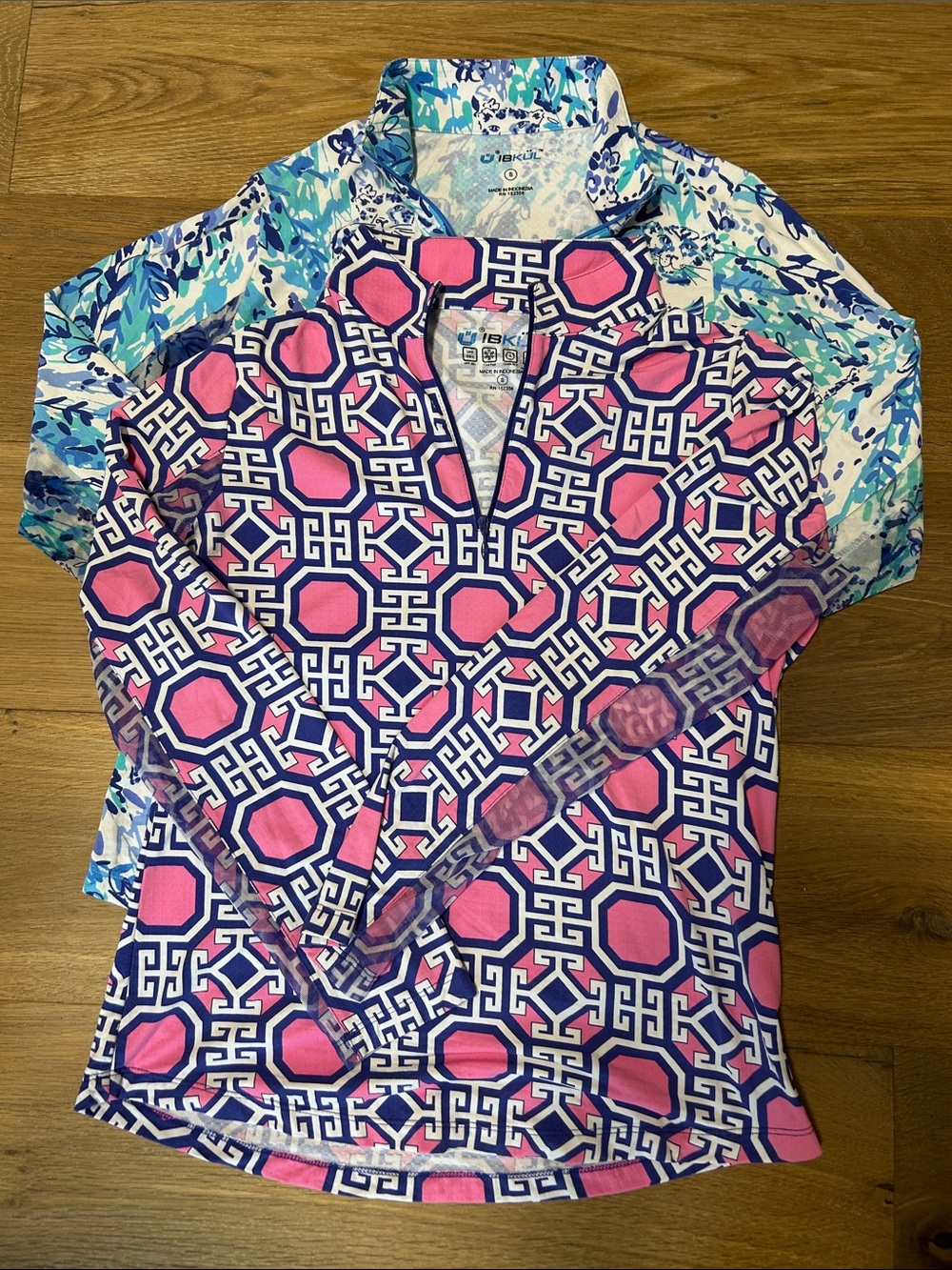 IBKUL Quarter-Zip Long Sleeve Top Size S Great Condition